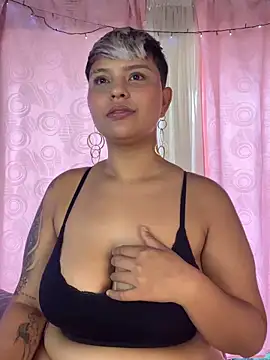 A CURVY HOT online show from 05/11/26, 02:45