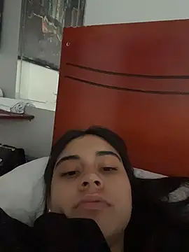 mia moonna online show from 07/10/26, 12:19