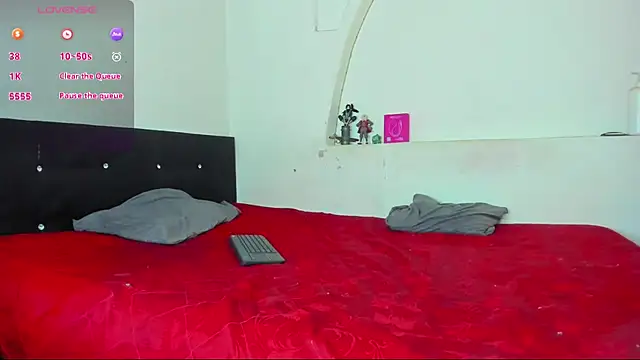 liammendoza98 online show from 05/11/26, 04:04