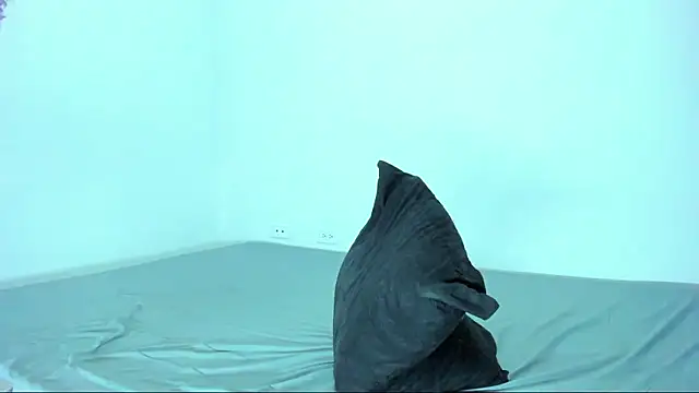 liammendoza98 online show from 06/11/26, 02:53