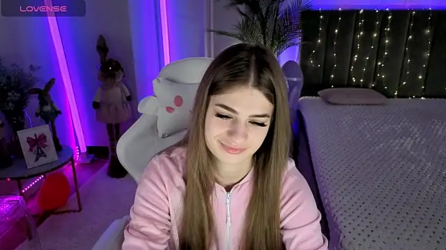 Dayana Mood online show from 05/03/26, 06:19