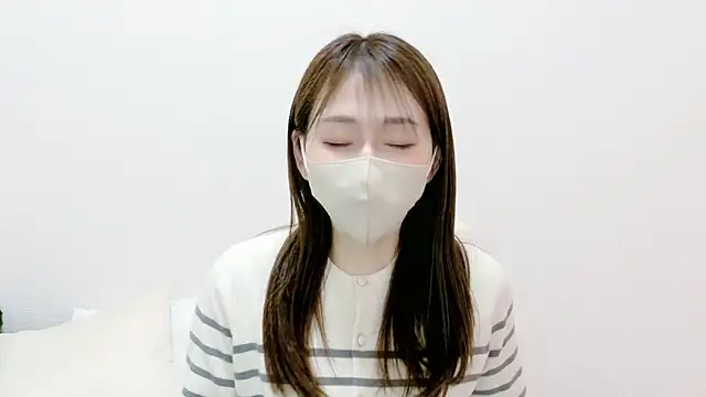 momoka  o0 online show from 05/20/26, 07:14