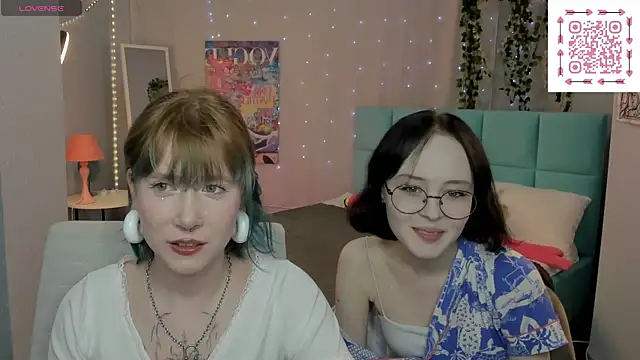 Snapshot of Lilac-Muse chatting on 05/14/26, 11:50 Lilac-Muse online show from 05/14/26, 11:50