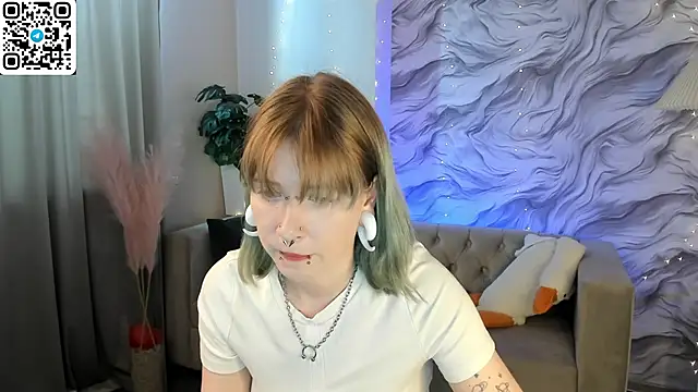 Elira Vane online show from 06/15/26, 10:39