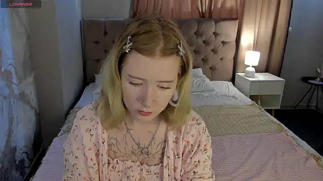 Elira Vane online show from 07/20/26, 02:59
