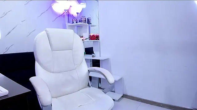 Snapshot of MaraMartinez_ chatting on 06/11/26, 12:32 MaraMartinez online show from 06/11/26, 12:32