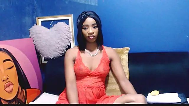 LolaSavageXO online show from 06/12/26, 08:08