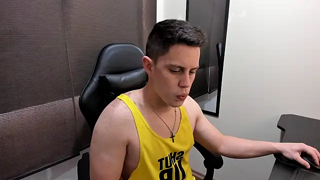 KendricTorres online show from 07/12/26, 03:58