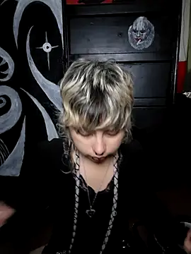 Cute Chrixxx online show from 07/23/26, 12:03