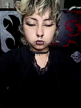 Cute Chrixxx online show from 07/24/26, 12:03