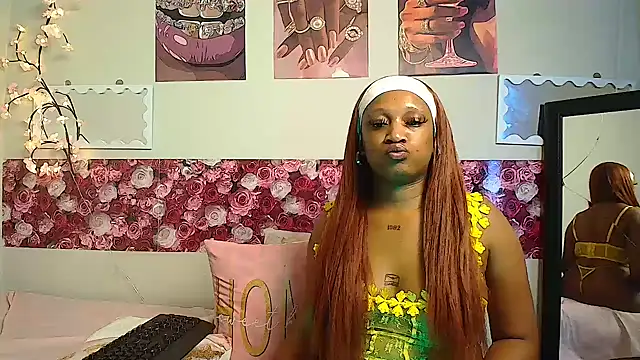 EnchantingLisa online show from 06/27/26, 12:22