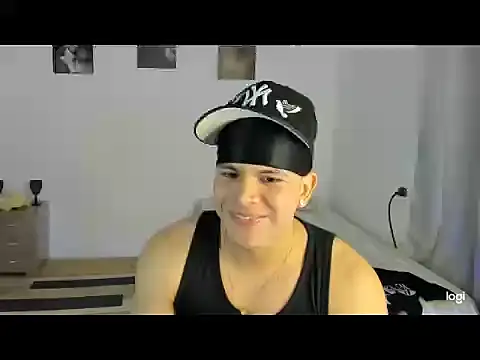 Snapshot of sant_wahlberg chatting on 05/01/26, 10:03 sant wahlberg online show from 05/01/26, 10:03