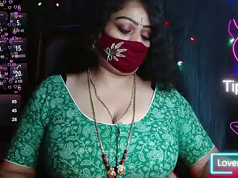 Snapshot of telugu_pillapreethi chatting on 06/10/26, 06:07 telugu pillapreethi online show from 06/10/26, 06:07