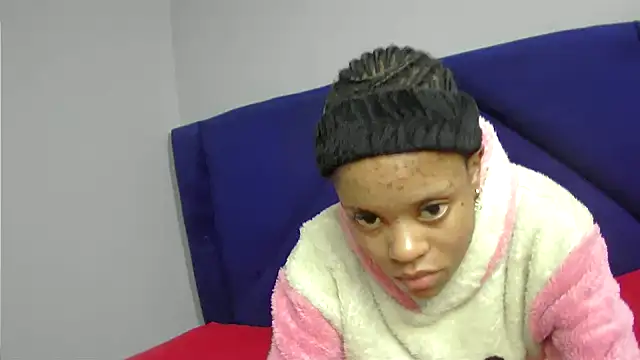 Snapshot of TheSexyBibi chatting on 06/01/26, 06:15 TheSexyBibi online show from 06/01/26, 06:15