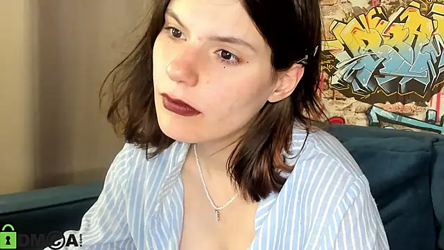 Snapshot of Kira_Be11 chatting on 06/08/26, 09:31 Kira Be11 online show from 06/08/26, 09:31