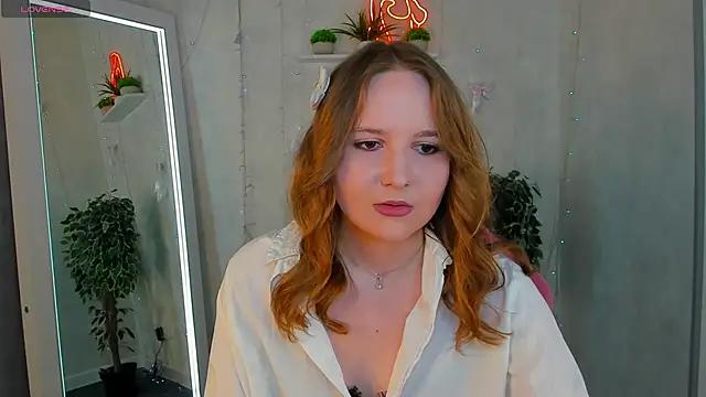 Snapshot of Emmaa_Kimm chatting on 06/11/26, 01:05 Emmaa Kimm online show from 06/11/26, 01:05