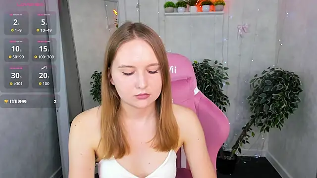 Emmaa Kimm online show from 07/28/26, 11:17
