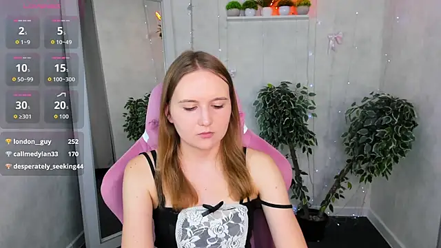 Emmaa Kimm online show from 07/28/26, 03:21