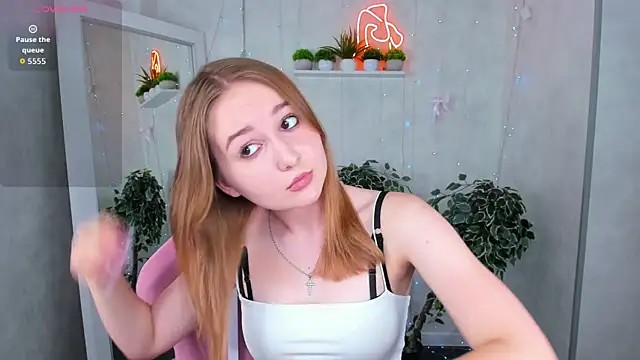 Emmaa Kimm online show from 07/31/26, 09:09