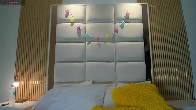 Megann Rousee online show from 05/08/26, 11:48