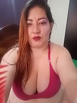 Snapshot of Morchis_esmeralda chatting on 05/07/26, 04:45 Morchis esmeralda online show from 05/07/26, 04:45