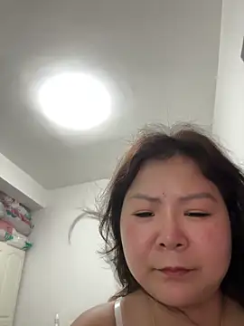 linda51863 online show from 05/25/26, 12:55