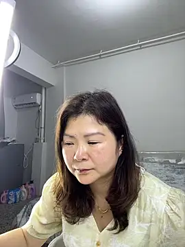 linda51863 online show from 06/03/26, 01:03