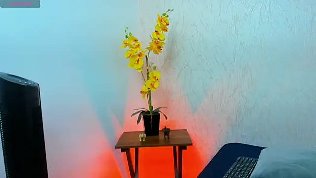 ChloeSmith9 online show from 07/02/26, 06:36