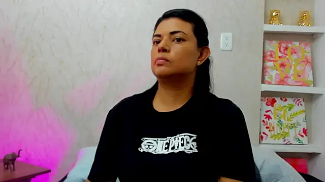 ChloeSmith9 online show from 07/28/26, 07:15