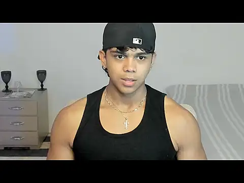 Snapshot of noahprada chatting on 05/21/26, 03:57 noahprada online show from 05/21/26, 03:57