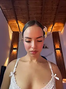 catalina lafer online show from 07/18/26, 02:21
