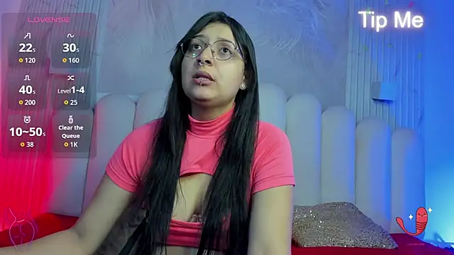Snapshot of Svetlana_3 chatting on 06/10/26, 07:46 Svetlana 3 online show from 06/10/26, 07:46