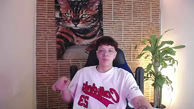 Asher addamss  online show from 07/15/26, 04:07