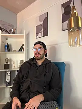 DomBoy  online show from 06/30/26, 07:59