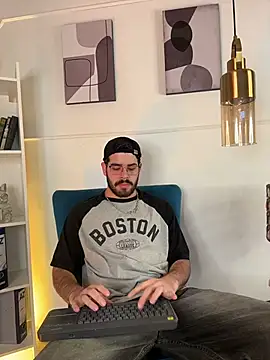 DomBoy  online show from 07/08/26, 07:51