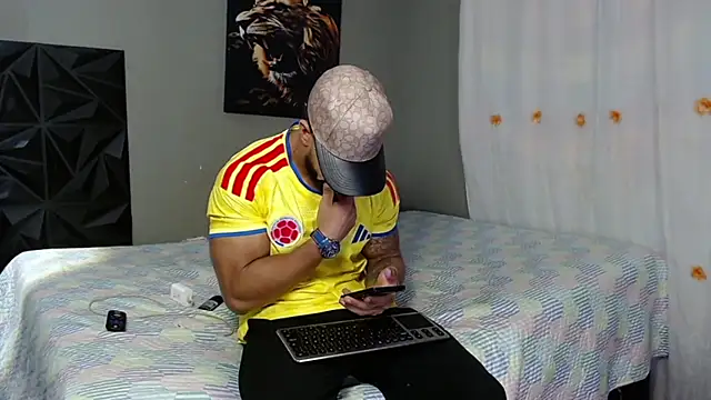 Snapshot of JACOB_BECKET chatting on 06/05/26, 10:48 JACOB BECKET online show from 06/05/26, 10:48