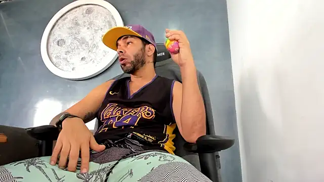 kevin collins76 online show from 05/06/26, 01:49