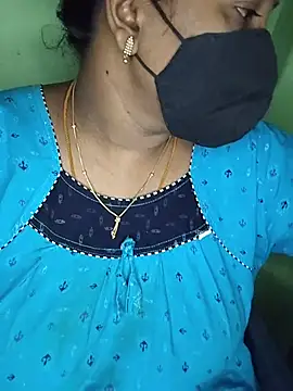 Snapshot of tamil_butterfly chatting on 06/07/26, 11:36 tamil butterfly online show from 06/07/26, 11:36