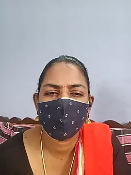 Snapshot of cathrine92 chatting on 05/15/26, 11:01 cathrine92 online show from 05/15/26, 11:01