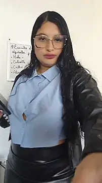 Snapshot of Maddy_k chatting on 05/15/26, 12:01 Maddy k online show from 05/15/26, 12:01