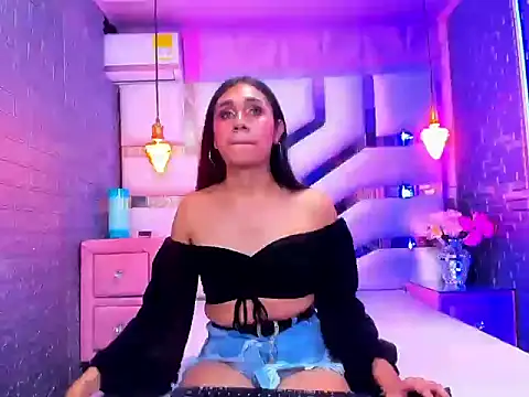 MahiaraHot online show from 05/08/26, 02:17