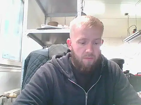 Snapshot of bardiauto chatting on 05/19/26, 04:30 bardiauto online show from 05/19/26, 04:30