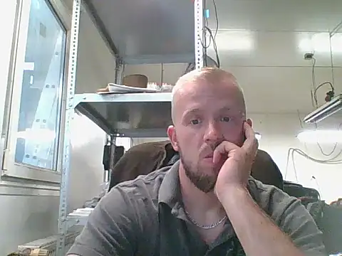 Snapshot of bardiauto chatting on 07/27/26, 04:30 bardiauto online show from 07/27/26, 04:30