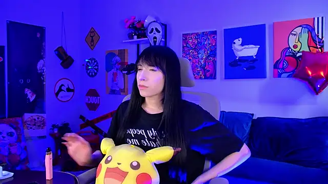 SeraphineSparda online show from 06/03/26, 11:35