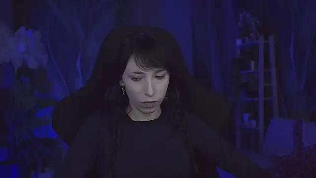 SeraphineSparda online show from 07/18/26, 12:09