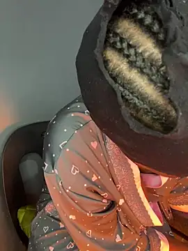 sinfullysex02 online show from 06/12/26, 10:25