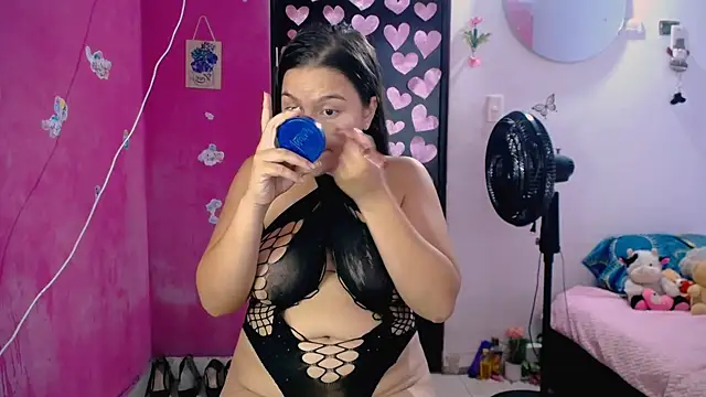 Kiara tits online show from 07/02/26, 10:38