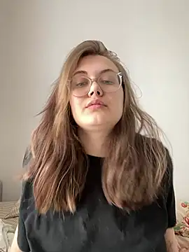 Snapshot of ecpochmak chatting on 05/20/26, 10:10 ecpochmak online show from 05/20/26, 10:10