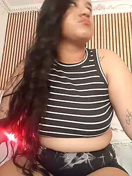Snapshot of NATY_BUSTOS chatting on 05/10/26, 07:41 NATY BUSTOS online show from 05/10/26, 07:41