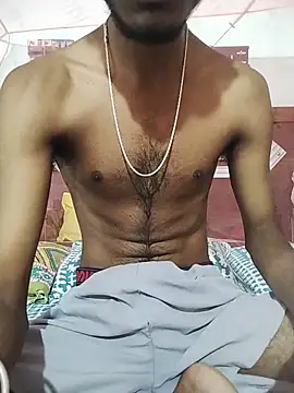 Snapshot of Tushu_under19_boy chatting on 06/10/26, 06:45 Tushu under19 boy online show from 06/10/26, 06:45